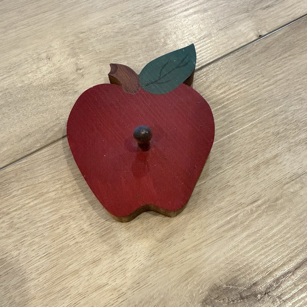 Vintage Primitive Wooden Apple Wall Hook Hanger Country Cottagecore Decor 5”